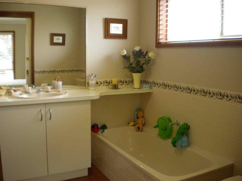 3 Jarrett Close, North Nowra NSW 2541