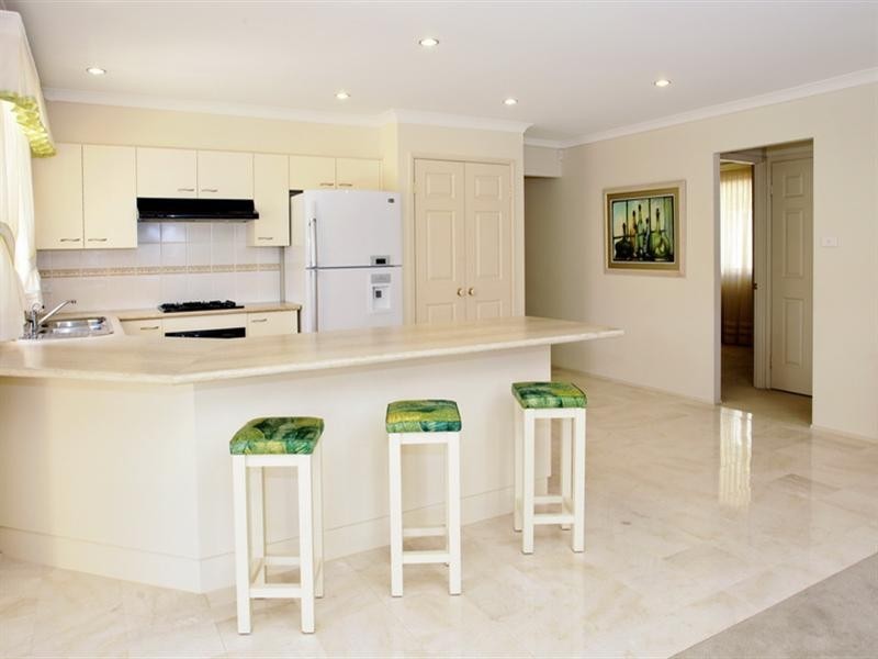 7 Burradoo Crescent, Worrigee NSW 2540