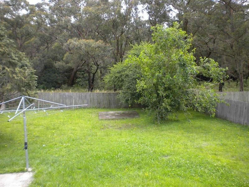 31 Leonard Street, Bomaderry NSW 2541