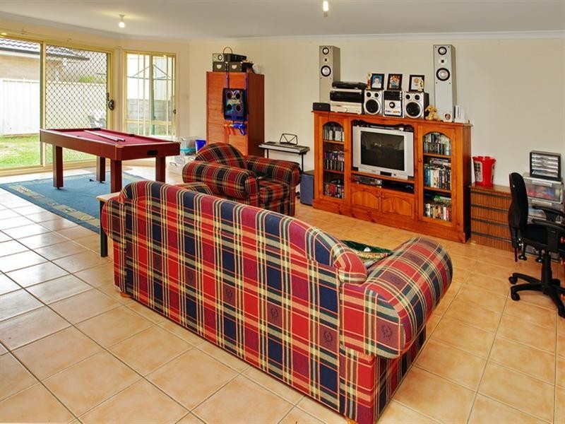 73 Burradoo Crescent, Worrigee NSW 2540