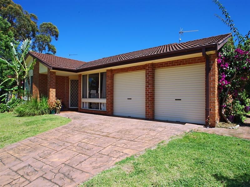 1 Kurraba Place, St Georges Basin NSW 2540