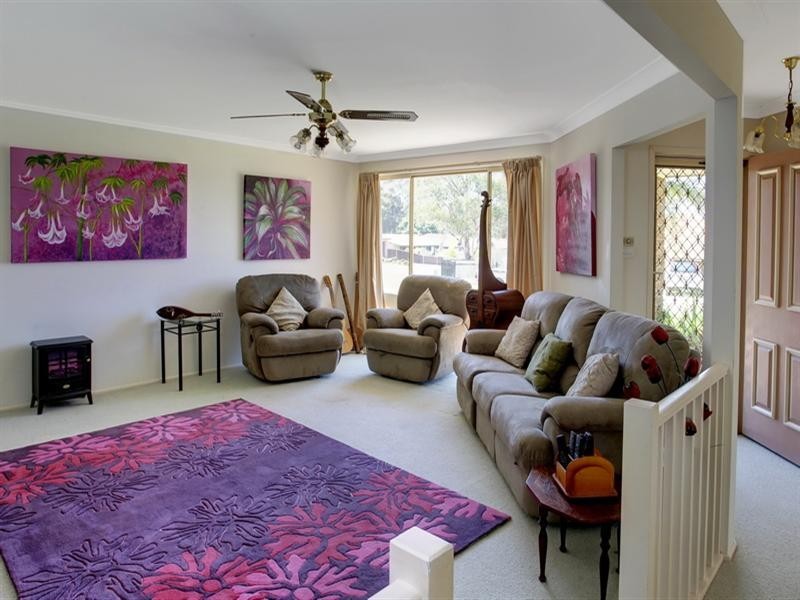 1 Kurraba Place, St Georges Basin NSW 2540