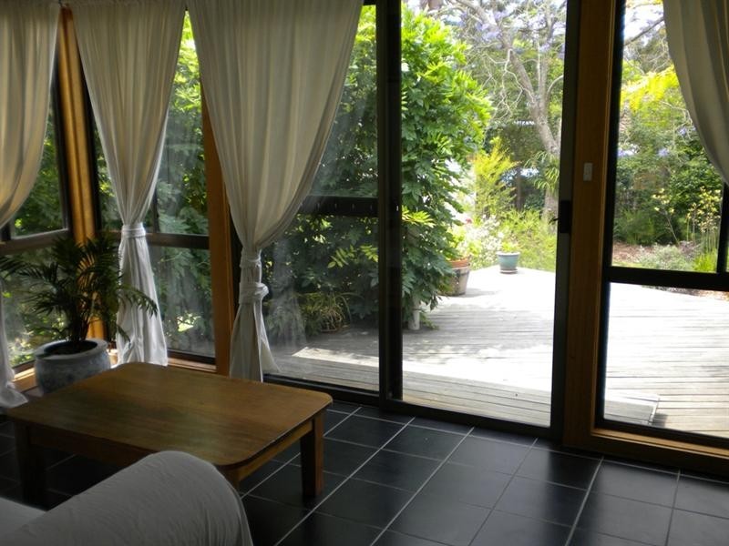 9 Hewlett Avenue, North Nowra NSW 2541