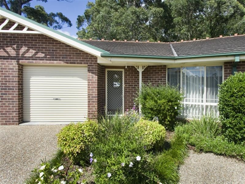 7/8 Regent Place, Bomaderry NSW 2541