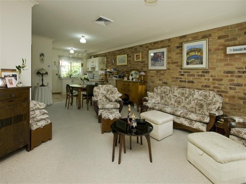 7/8 Regent Place, Bomaderry NSW 2541