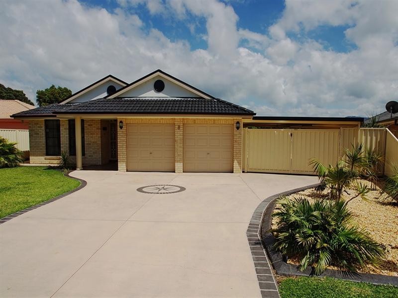 8 Kardella Avenue, Worrigee NSW 2540