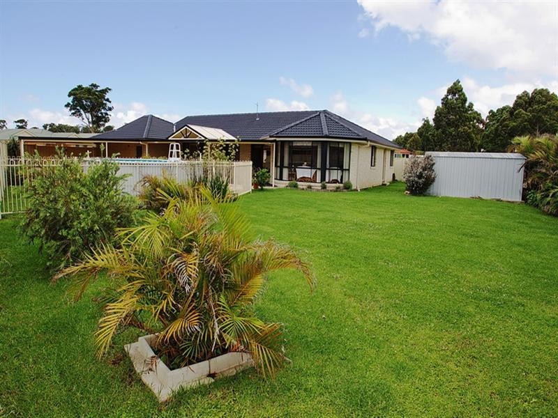 8 Kardella Avenue, Worrigee NSW 2540