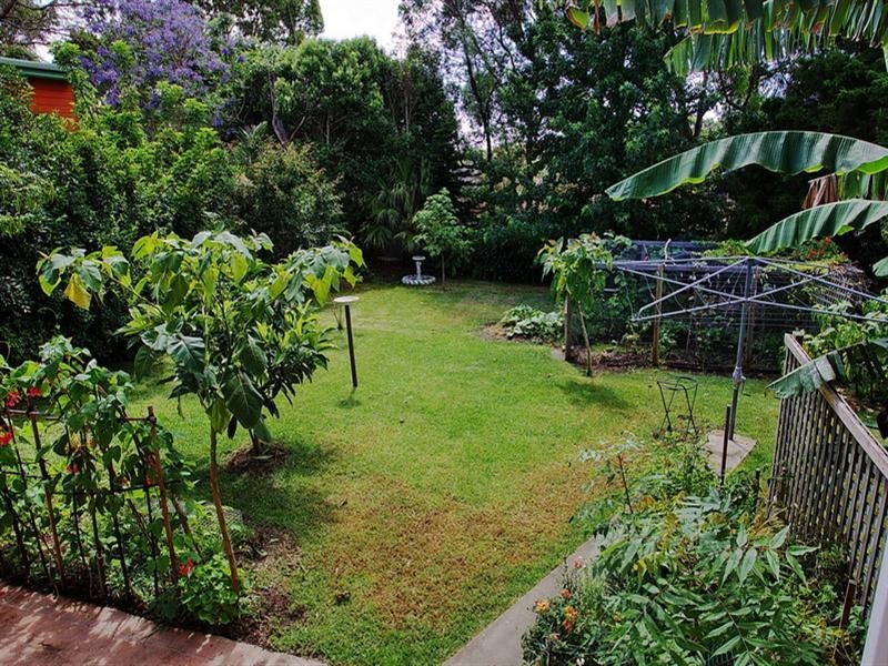 8 Hockey Street, Nowra NSW 2541