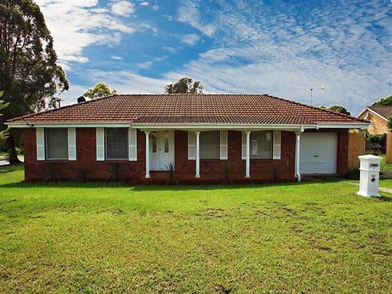2 Tarraba Crescent, Nowra NSW 2541