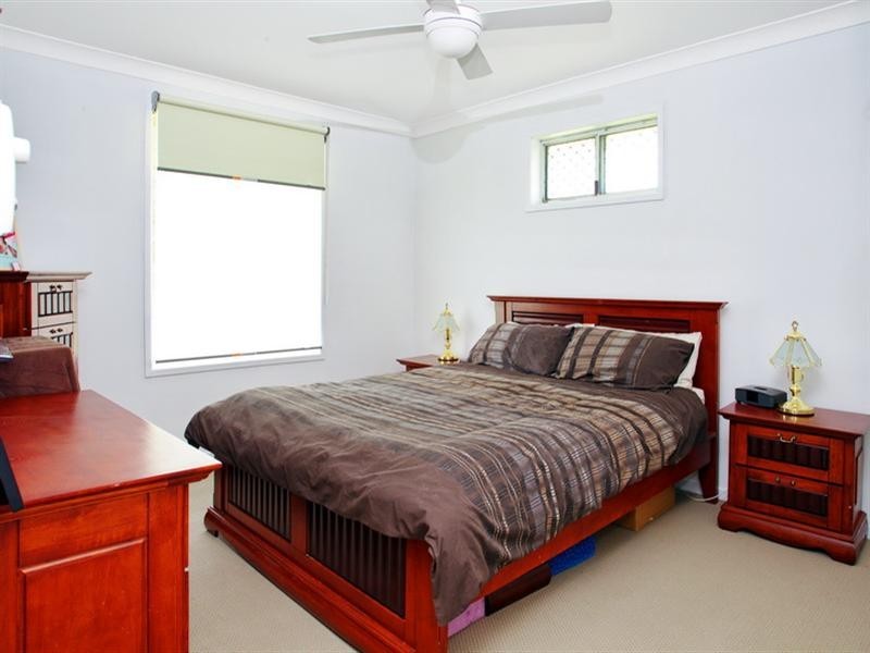 2 Tarraba Crescent, Nowra NSW 2541