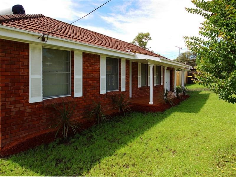 2 Tarraba Crescent, Nowra NSW 2541