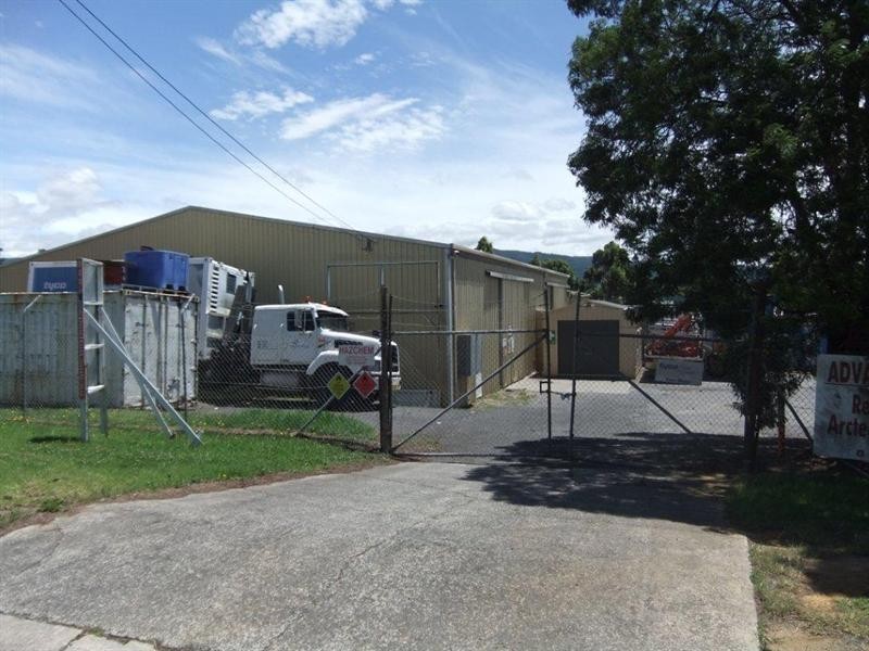 15 Victa Way, Bomaderry NSW 2541