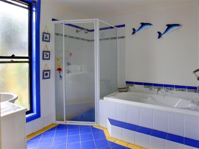 6 Barramundi Avenue, North Nowra NSW 2541