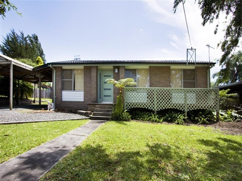 6 Peak Avenue, North Nowra NSW 2541