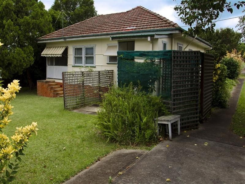 13 Huxley Street, Nowra NSW 2541