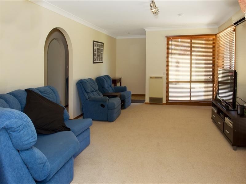 10 Garlin Close, North Nowra NSW 2541