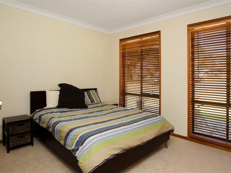 10 Garlin Close, North Nowra NSW 2541