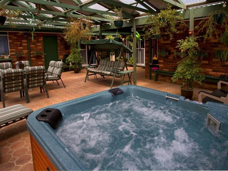 384 Jervis Bay Road, Falls Creek NSW 2540