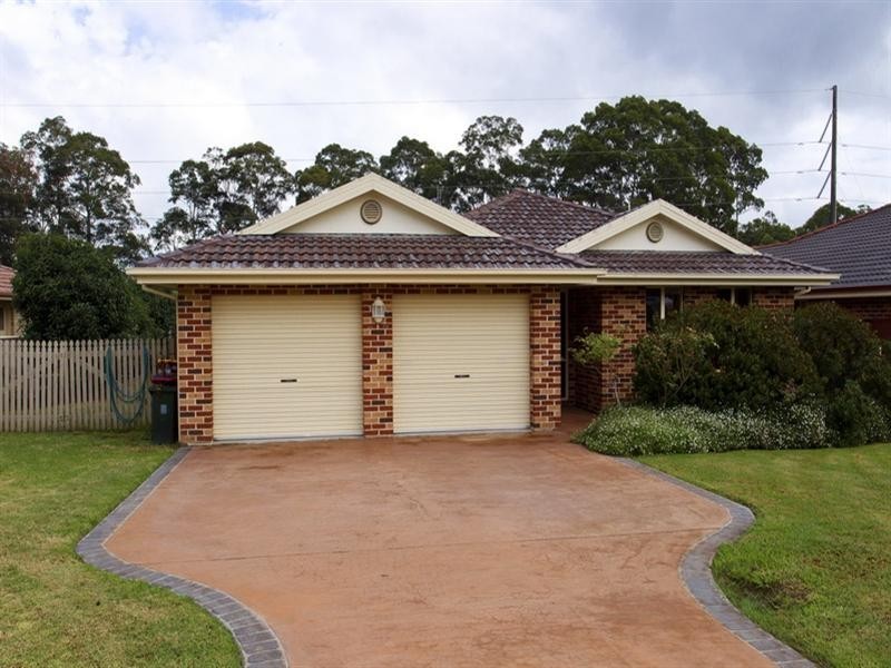 7 Lightwood Drive, West Nowra NSW 2541
