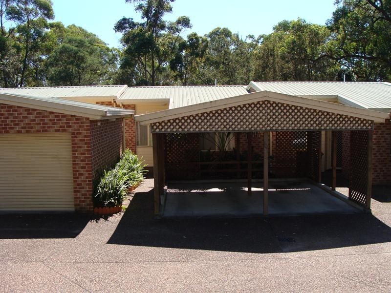 2/3 Ettrick Close, Bomaderry NSW 2541