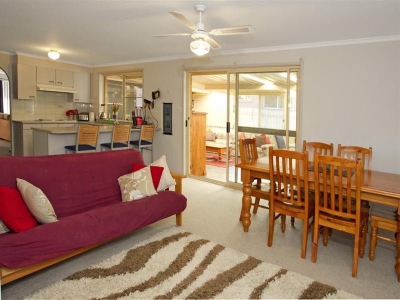 14 Glenair Avenue, West Nowra NSW 2541