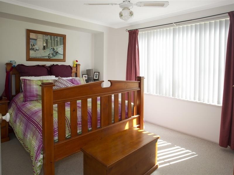 14 Glenair Avenue, West Nowra NSW 2541