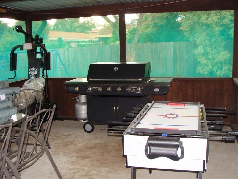 17 Clarke Avenue, North Nowra NSW 2541