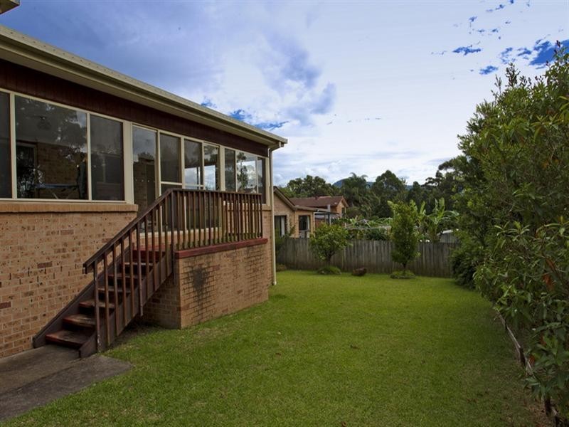 11 Paruna Place, North Nowra NSW 2541