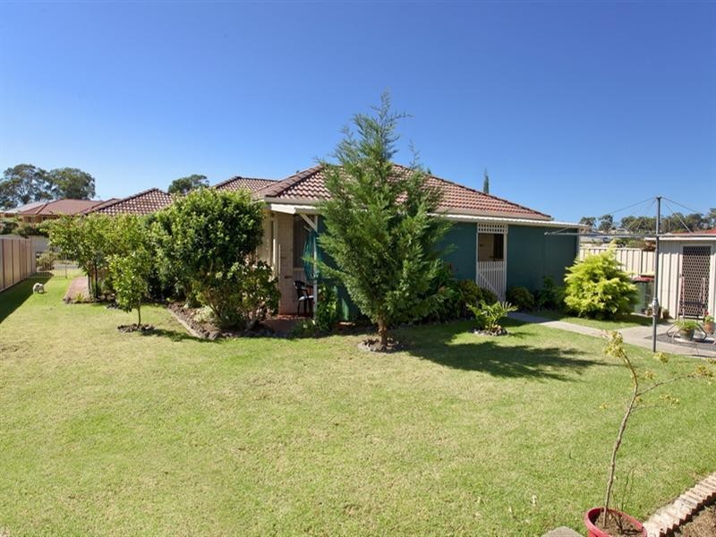29 Burradoo Crescent, Nowra NSW 2541
