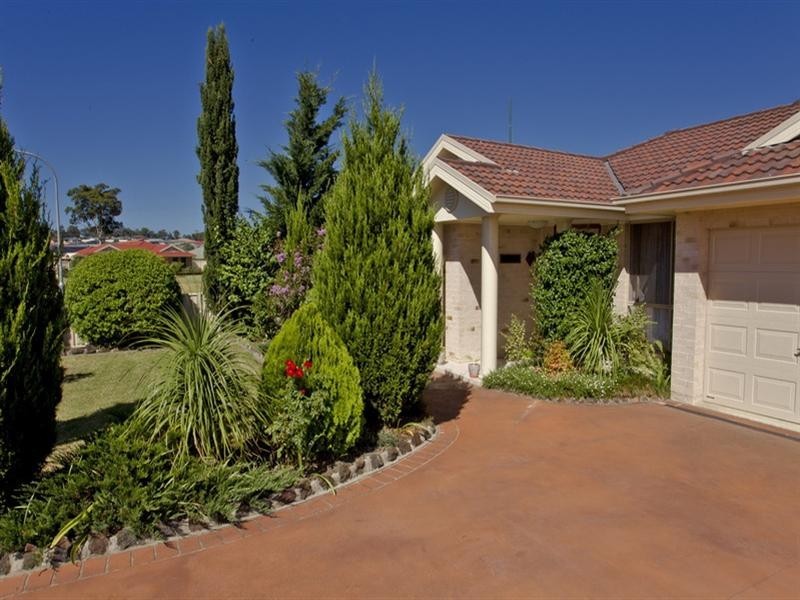 29 Burradoo Crescent, Nowra NSW 2541
