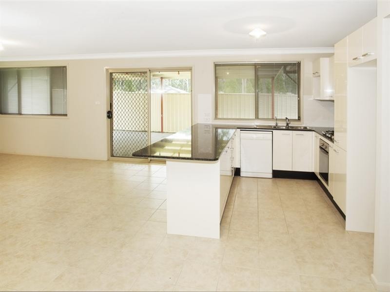 6 Paino Crescent, Sanctuary Point NSW 2540