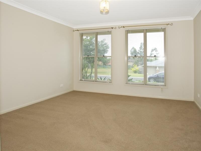 6 Paino Crescent, Sanctuary Point NSW 2540