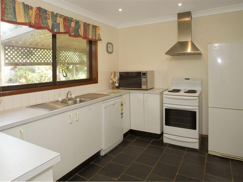 22 Devlin Avenue, North Nowra NSW 2541