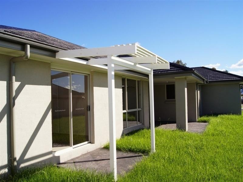 46 Blue Bell Way, Worrigee NSW 2540