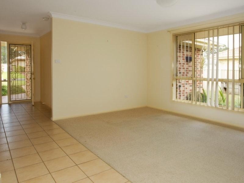 7 Lightwood Drive., West Nowra NSW 2541