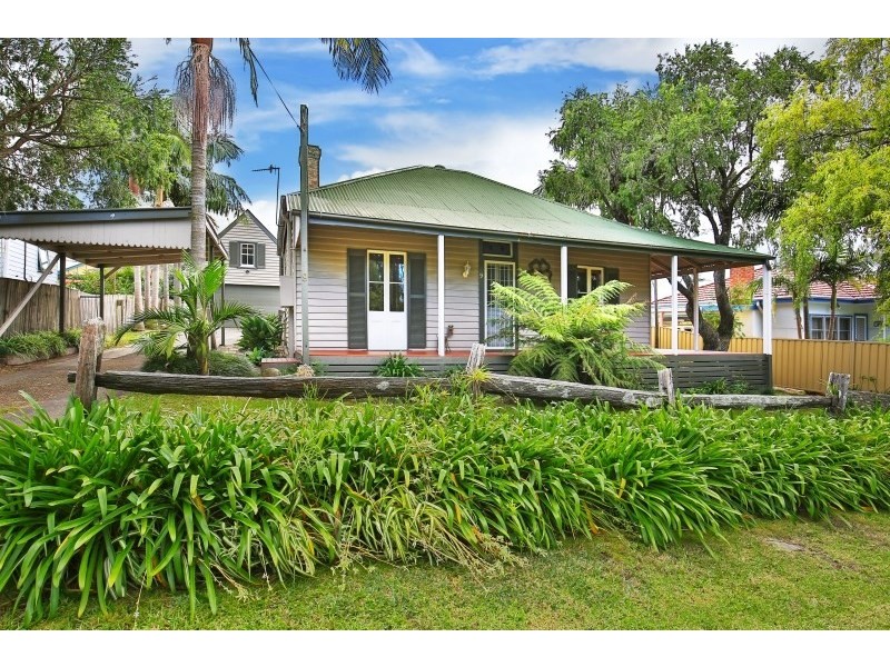 9 Tanang Street, Bomaderry NSW 2541