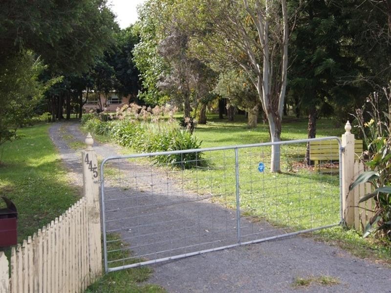 445 Bolong Road, Bomaderry NSW 2541