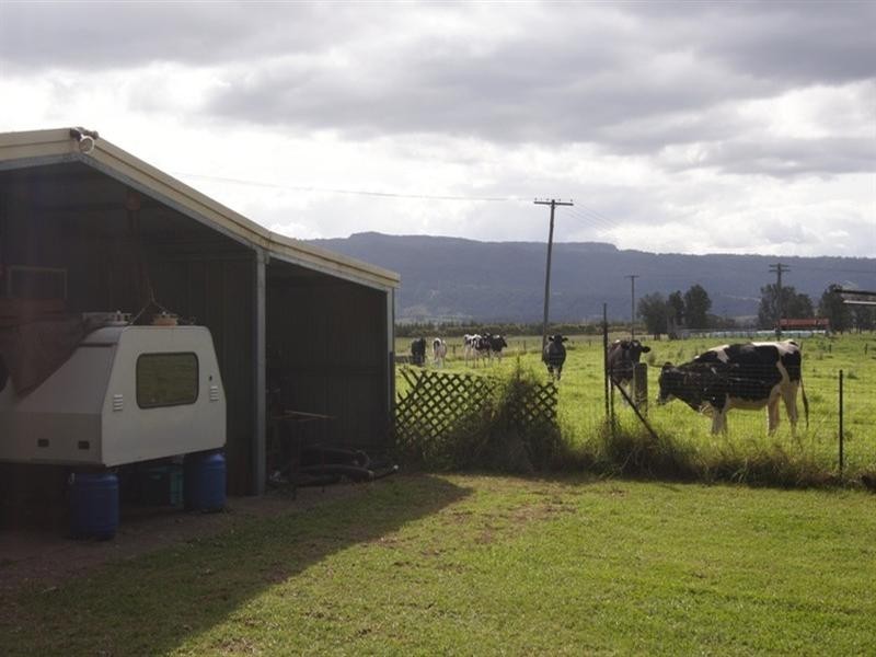 445 Bolong Road, Bomaderry NSW 2541