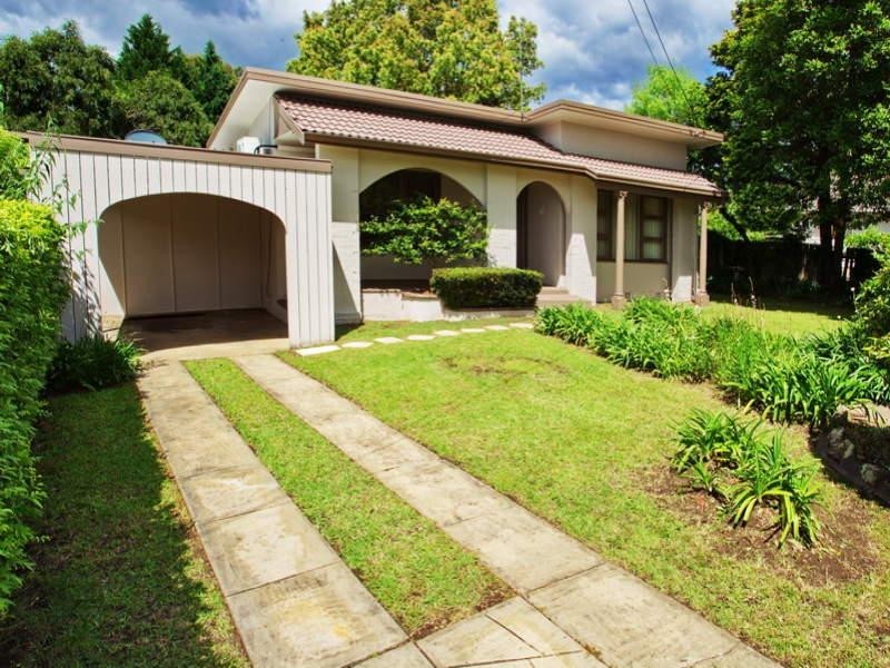 16 Turley Avenue, Bomaderry NSW 2541