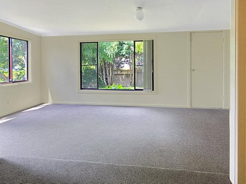 16 Turley Avenue, Bomaderry NSW 2541