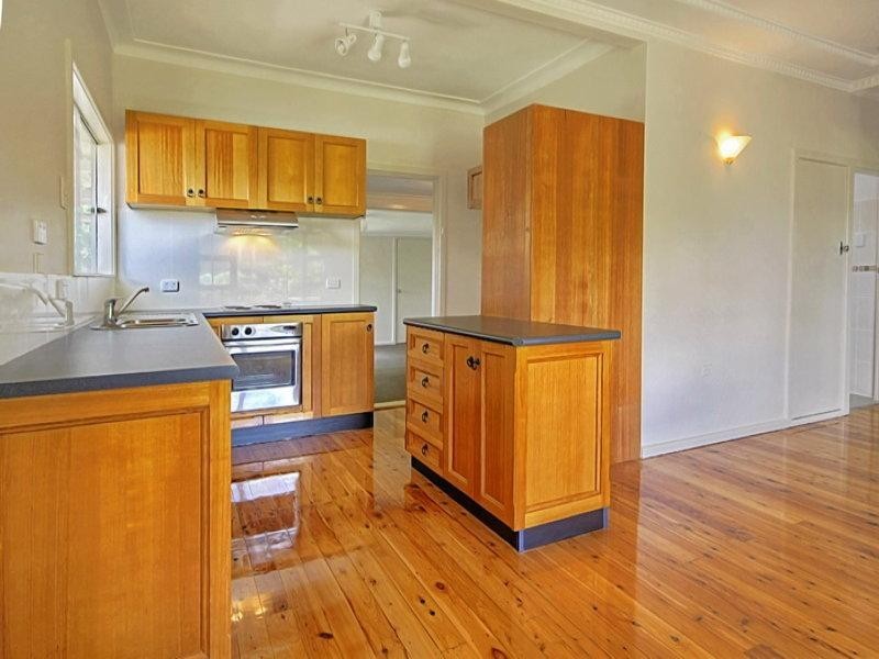 16 Turley Avenue, Bomaderry NSW 2541