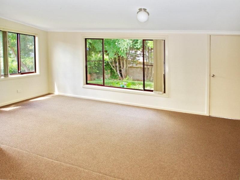 16 Turley Avenue, Bomaderry NSW 2541