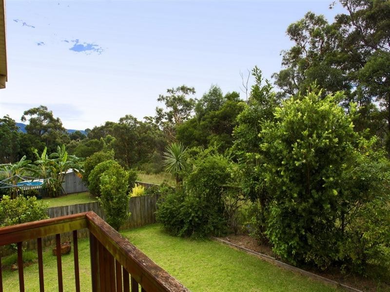 11 Paruna Place, North Nowra NSW 2541