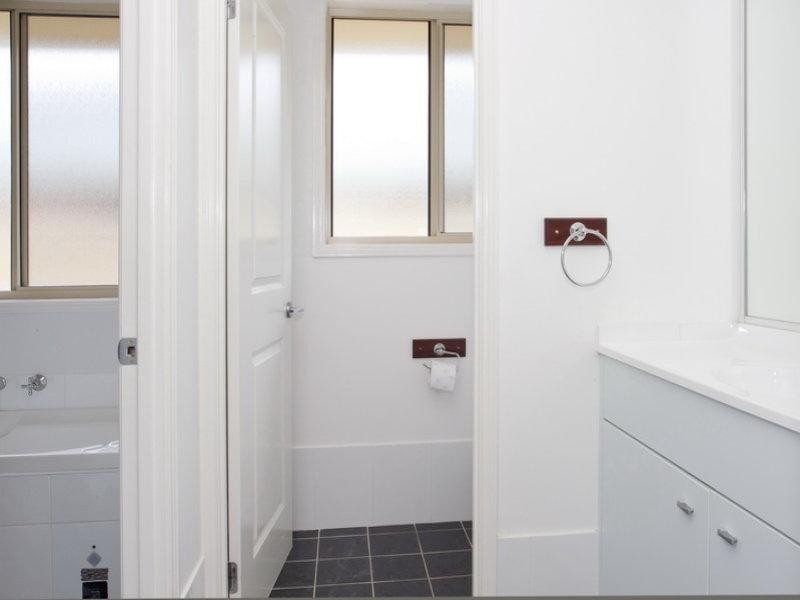 6 Paino Crescent, Sanctuary Point NSW 2540