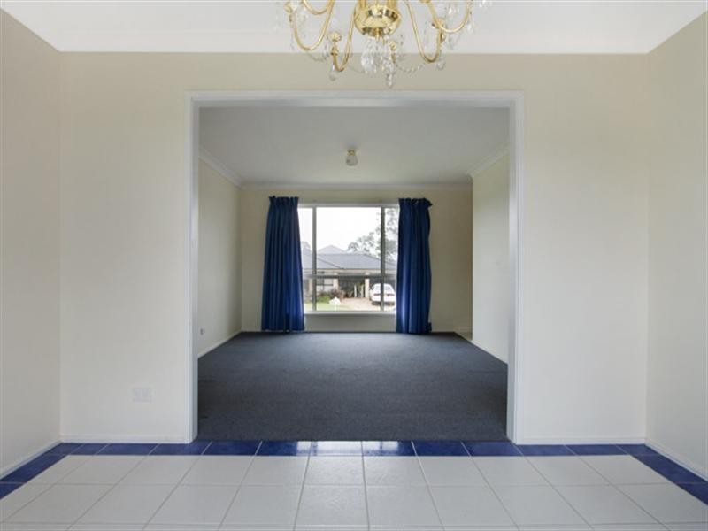 17 Riveroak Road, Worrigee NSW 2540