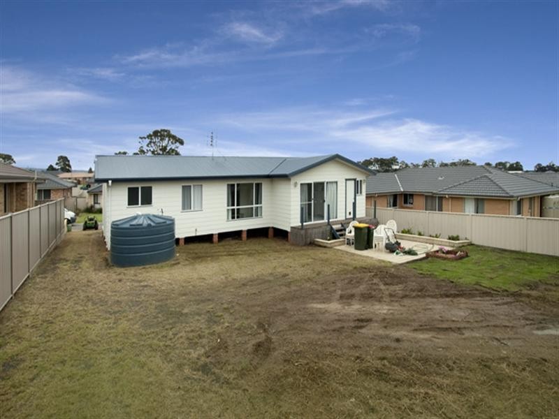 17 Riveroak Road, Worrigee NSW 2540