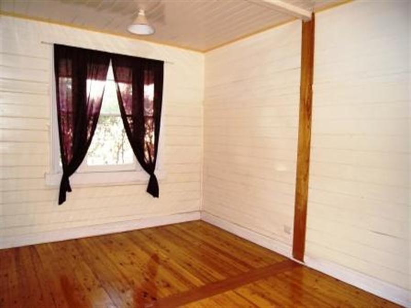 39 Junction Street, Nowra NSW 2541