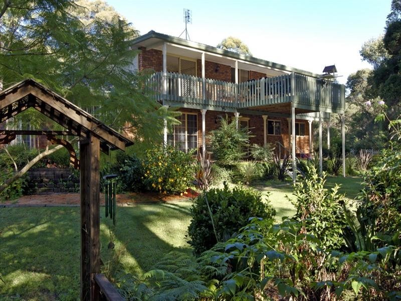 16 Linnane Street, Falls Creek NSW 2540