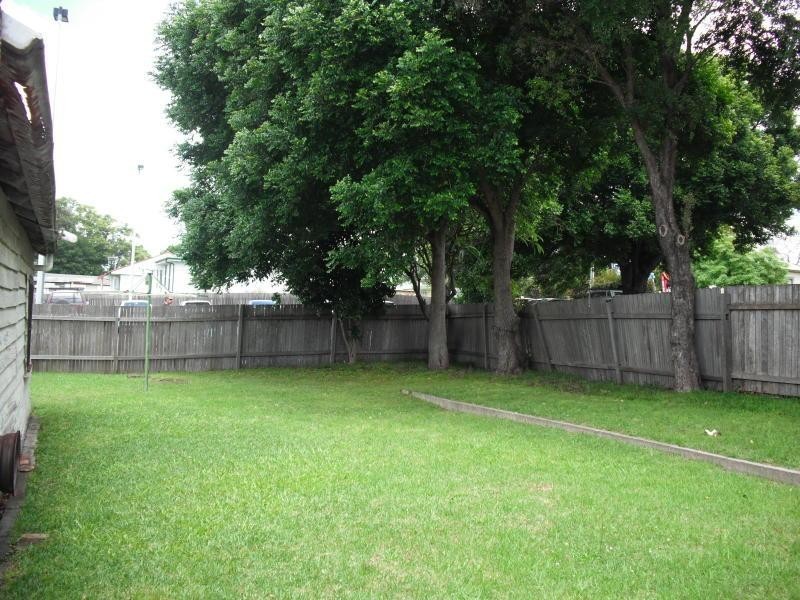 4 Bunberra Street, Bomaderry NSW 2541