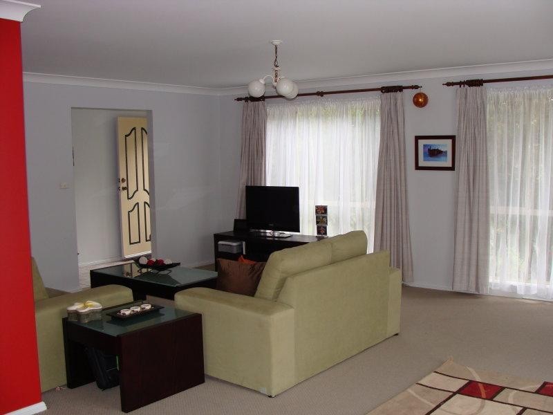 4A Chebec Close, Bomaderry NSW 2541